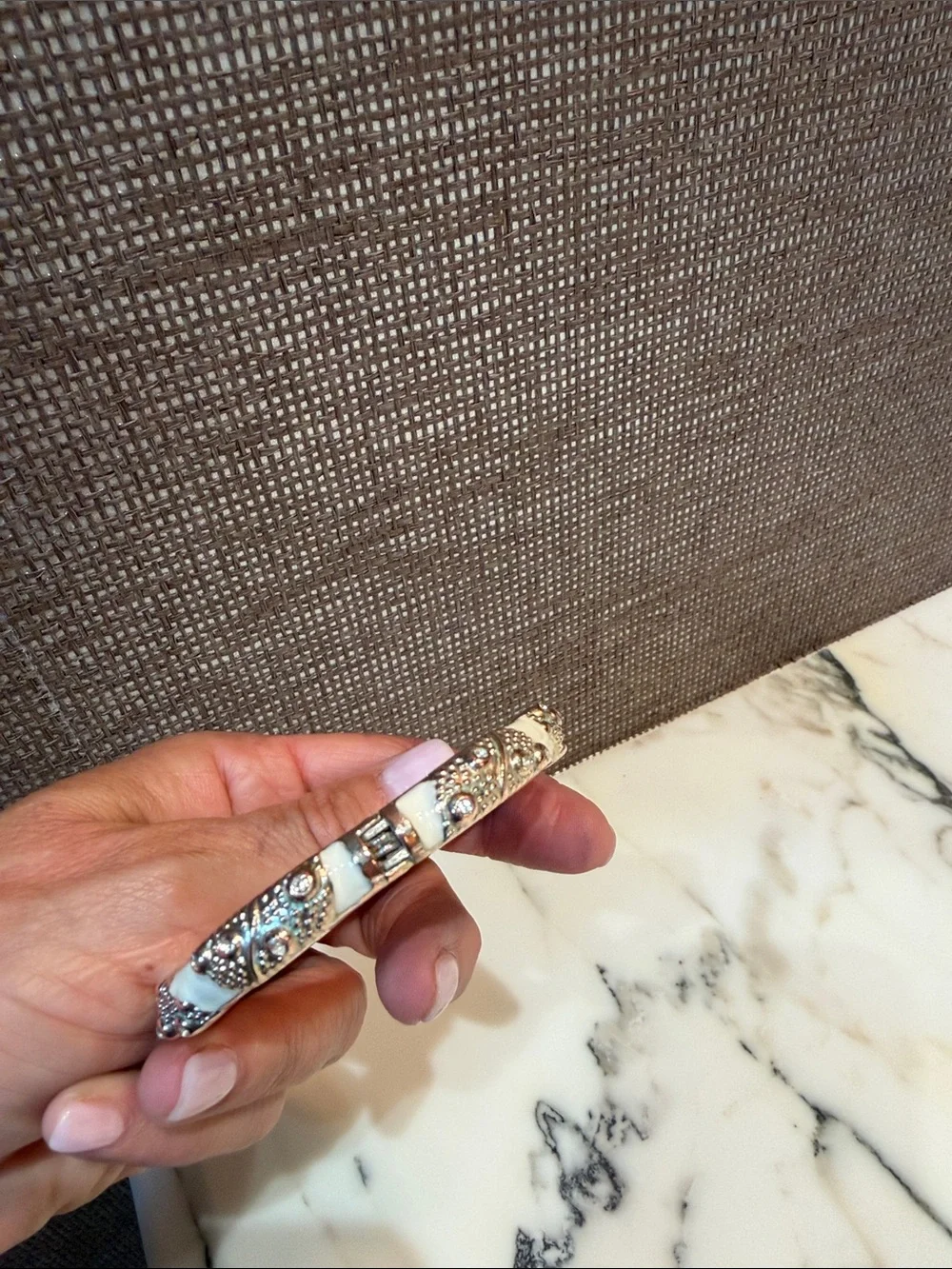 Elegant White and Gold Crystal Enamel Bracelet